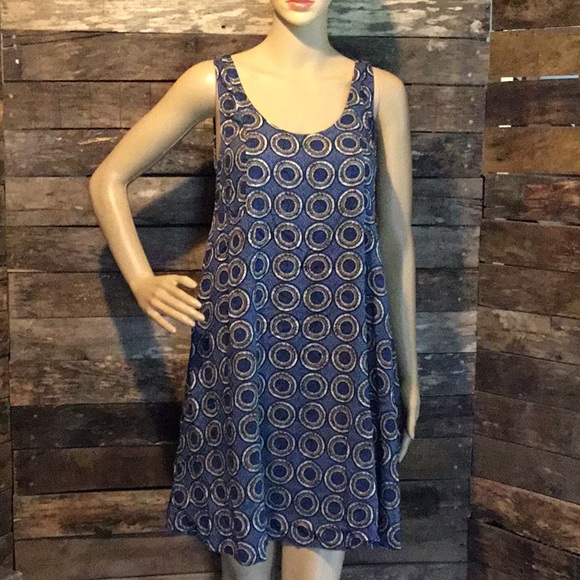 H&M Dresses & Skirts - 💰BOGO FREE Adorable Lightweight Dress NWT